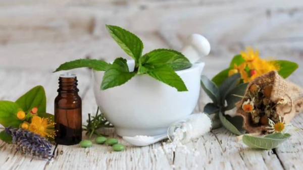 Time-Tested Remedies to Naturally Relieve Bloating