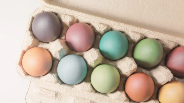 Easter Eggs Go Natural As Artificial Dyes Fade